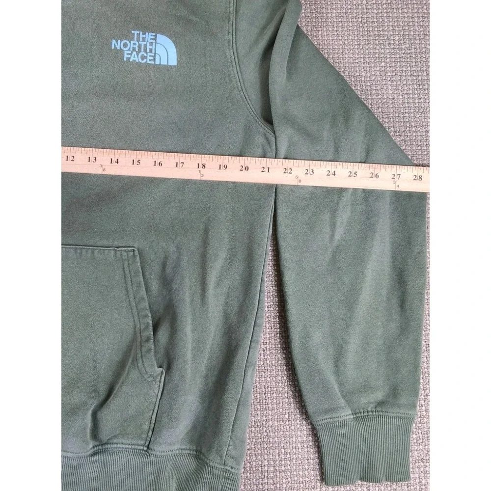 The North Face Men's Graphic Injection Hoodie Sage Green Elk Nature Print Fleece